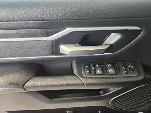 Used 2023 RAM 1500 Big Horn AWD/4WD image 28