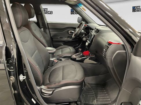 Used 2016 Kia Soul + w/ Tarmac Special Edition FWD image 15