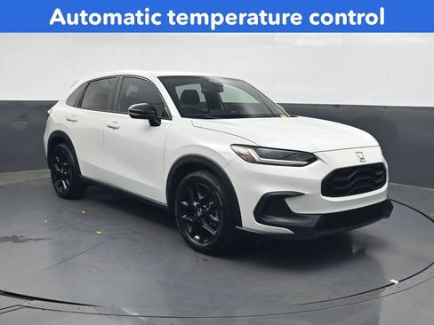 Certified 2024 Honda HR-V Sport image 2
