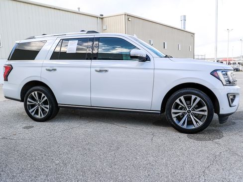 Used 2021 Ford Expedition Limited RWD image 6