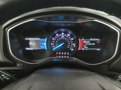 Used 2018 Ford Fusion Titanium AWD/4WD image 15