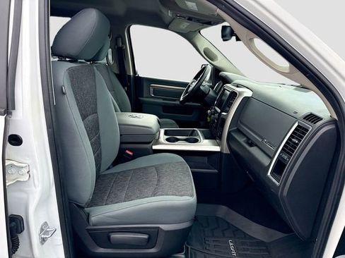 Used 2017 RAM 1500 Big Horn image 28