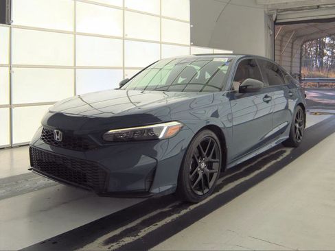 Used 2025 Honda Civic Sport image 1