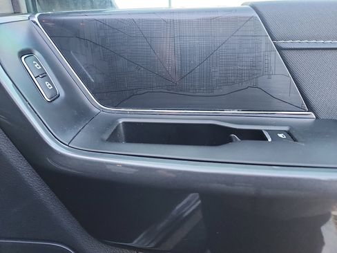 Certified 2023 Ford F150 XLT w/ Equipment Group 302A High image 33