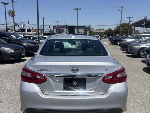 Used 2017 Nissan Altima 2.5 SL FWD image 3