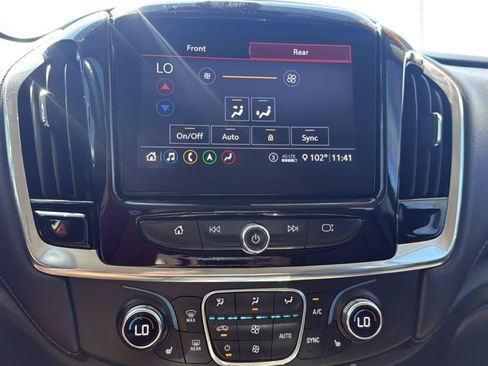 Used 2020 Chevrolet Traverse RS FWD image 24