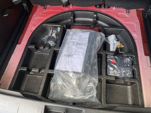 Certified 2023 Jeep Renegade Altitude w/ Sun/Sound Group image 16