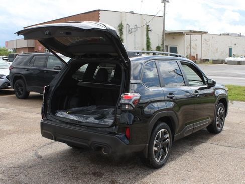 New 2026 Subaru Forester Limited AWD/4WD image 7
