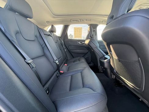 Used 2025 Volvo XC60 B5 Plus image 35