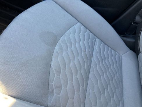 Used 2020 Chevrolet Equinox LS image 18