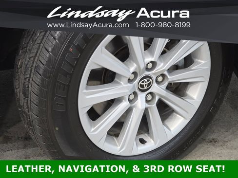 Used 2024 Toyota Grand Highlander XLE image 24