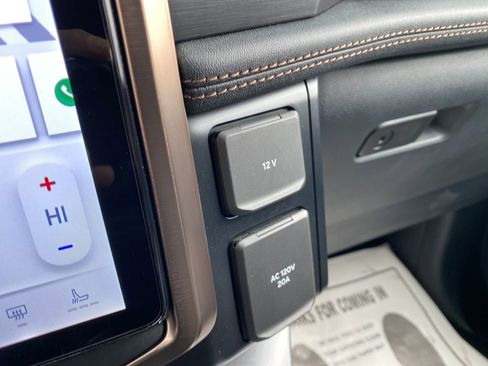 Used 2023 Ford F150 Lightning Lariat image 44