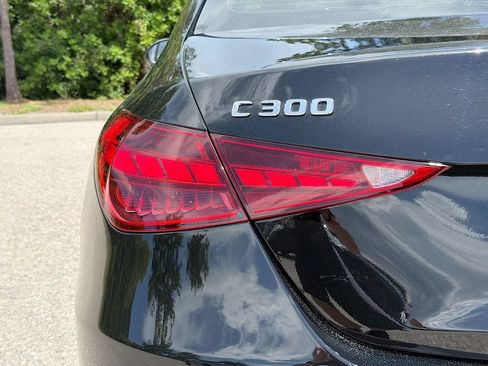 Used 2022 Mercedes-Benz C 300 Sedan w/ Pinnacle Trim Package image 10