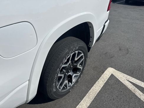 Used 2025 RAM 1500 Laramie w/ Sport Appearance Package AWD/4WD image 3