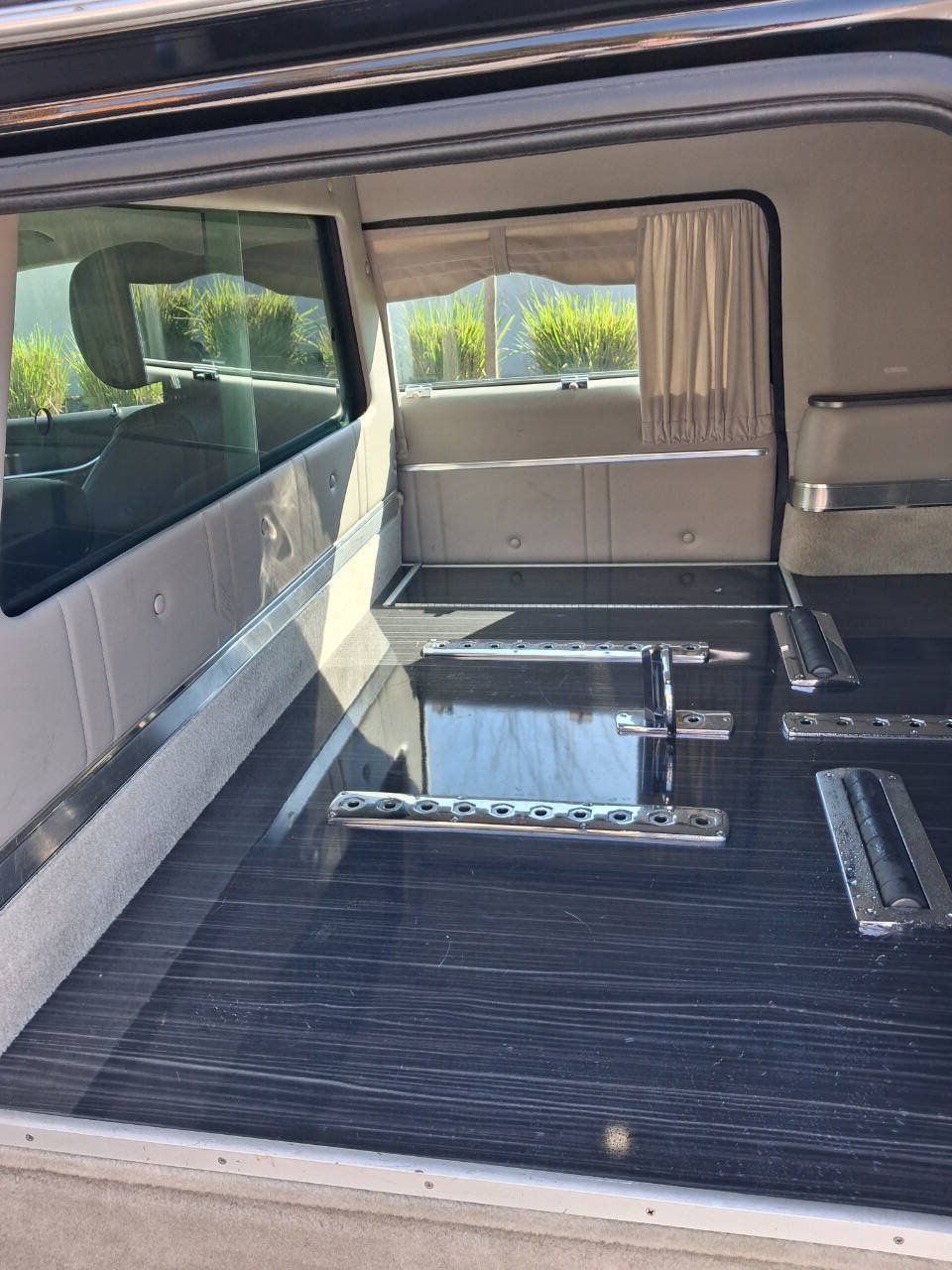 Used 2014 Cadillac XTS Hearse FWD image 14