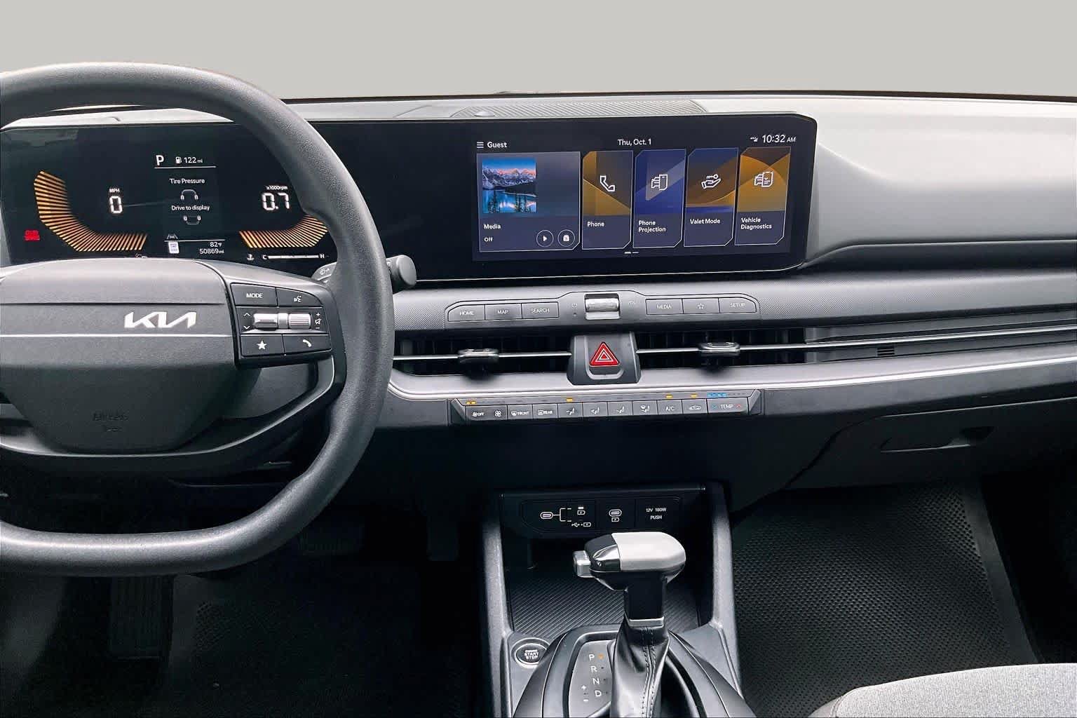 Used 2025 Kia K4 FWD image 7