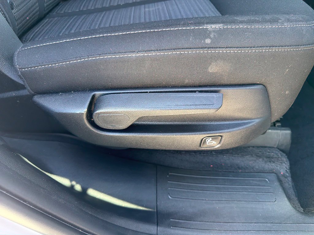 Used 2023 Kia Sorento LX FWD image 35