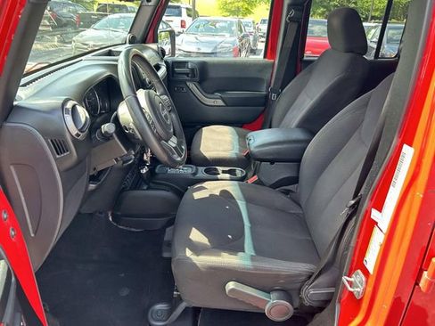 Used 2014 Jeep Wrangler Unlimited Sport w/ Quick Order Package 24S AWD/4WD image 18