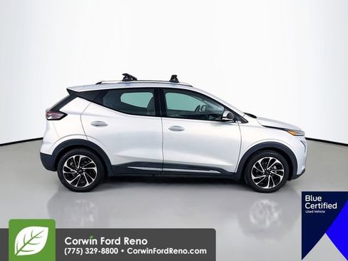 Used 2022 Chevrolet Bolt EUV Premier image 10