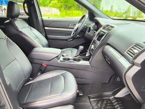 Used 2019 Ford Explorer Sport w/ Equipment Group 401A image 26