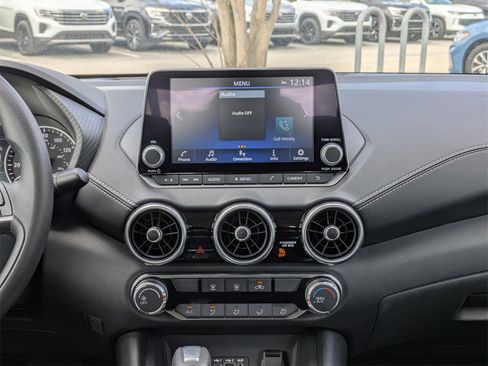 Used 2025 Nissan Sentra SV image 18