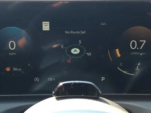 New 2025 Hyundai Tucson Limited FWD image 10