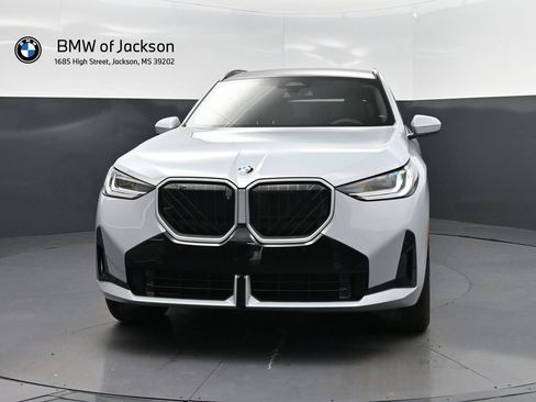 New 2026 BMW X3 xDrive30 w/ Premium Package AWD/4WD image 10