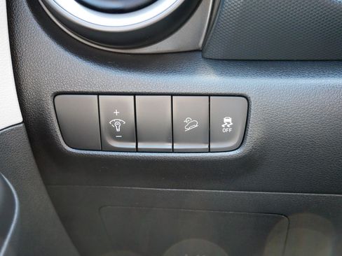 Certified 2023 Hyundai Kona SEL w/ Convenience Package image 26