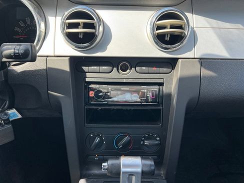 Used 2006 Ford Mustang GT RWD image 18