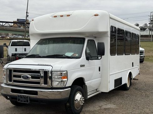 Used 2019 Ford E-350 and Econoline 350 Super Duty w/ Shuttle Bus Prep Package image 1