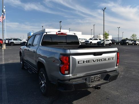 Used 2023 Chevrolet Colorado Z71 w/ Z71 Convenience Package 2 image 5