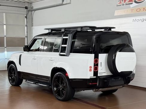 Used 2025 Land Rover Defender 130 X-Dynamic SE AWD/4WD image 5