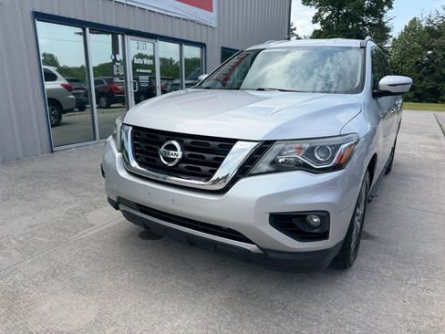 Used 2018 Nissan Pathfinder SV AWD/4WD image 27