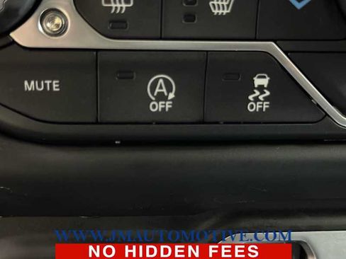 Used 2018 Jeep Wrangler Unlimited Rubicon AWD/4WD image 37