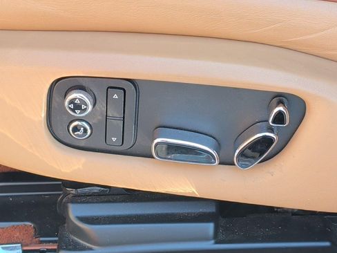 Used 2017 Bentley Mulsanne RWD image 24