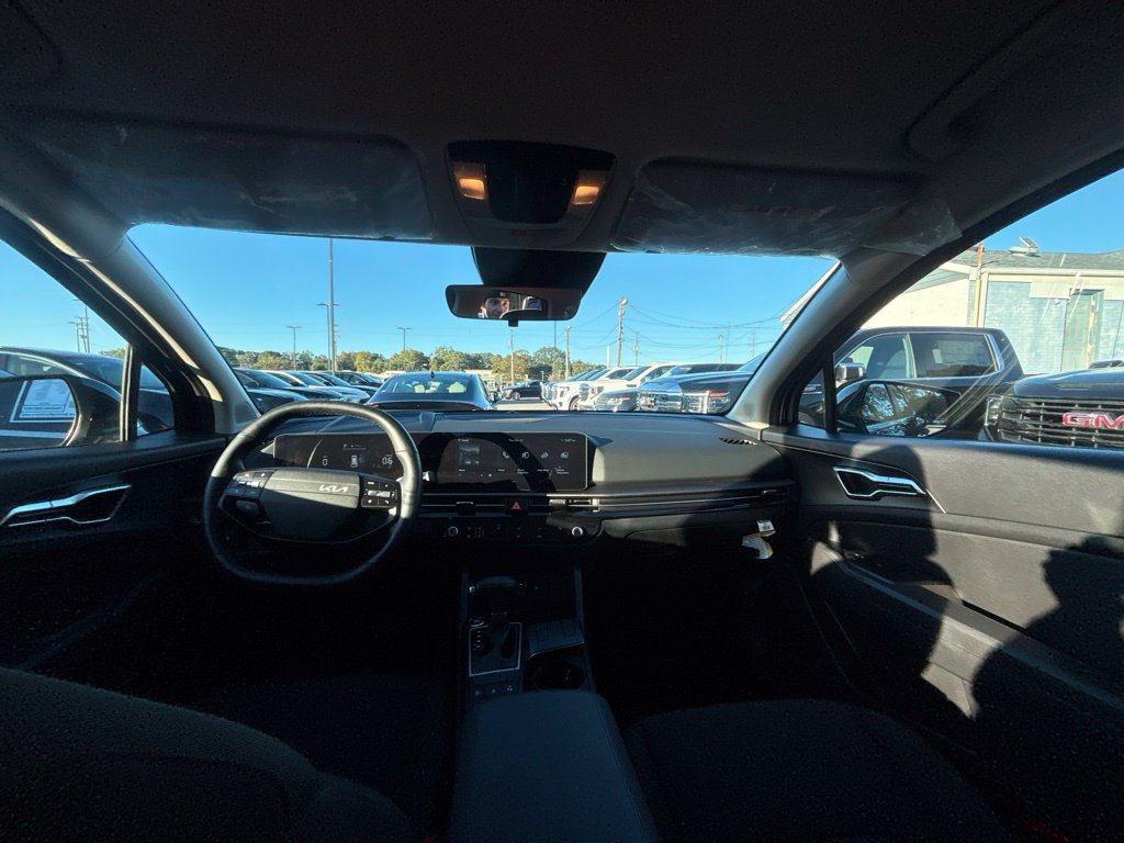 Certified 2026 Kia Sportage LX FWD image 19