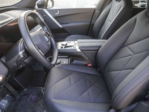 Used 2026 BMW iX xDrive45 image 14