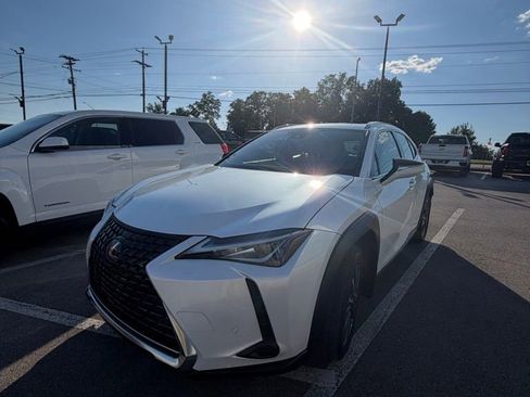 Used 2021 Lexus UX 250h w/ Accessory Package (Z2) AWD/4WD image 10