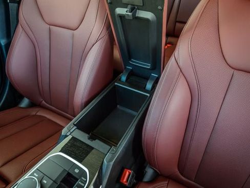 Used 2022 BMW 330i Sedan w/ M Sport Package RWD image 44