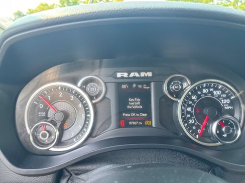 Used 2020 RAM 1500 Big Horn AWD/4WD image 20