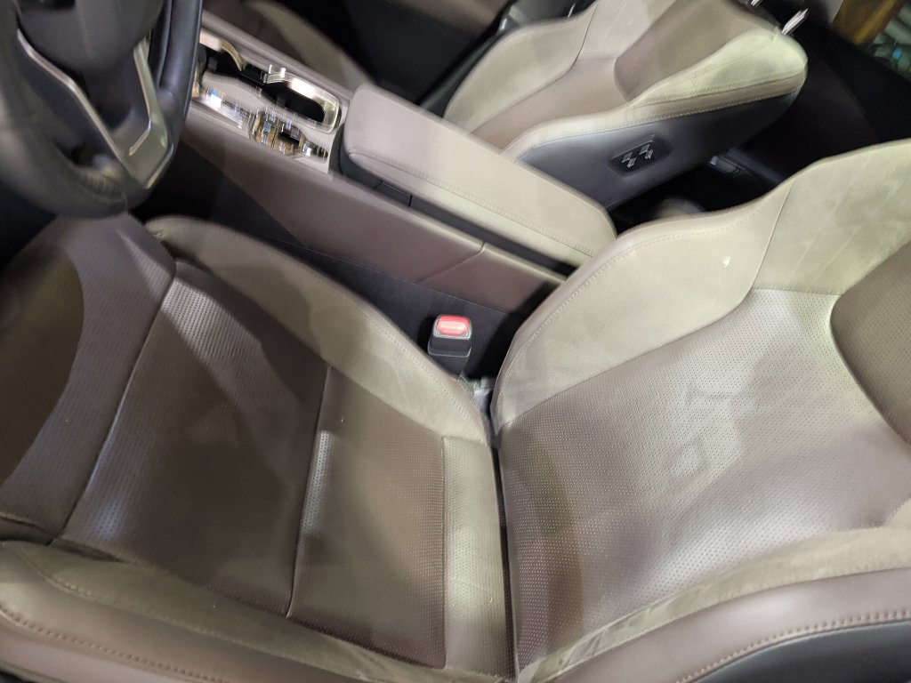 Used 2024 Lexus RX 450h AWD w/ Convenience Package image 6