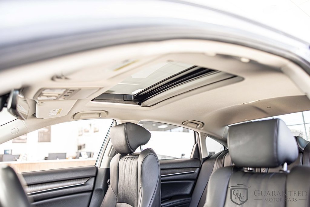 Used 2021 Honda Accord Touring image 19