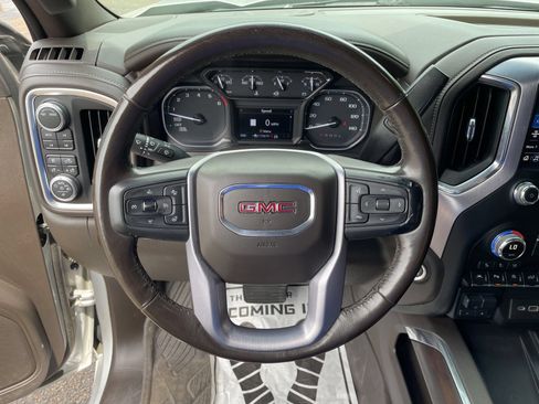 Used 2020 GMC Sierra 1500 SLT AWD/4WD image 17