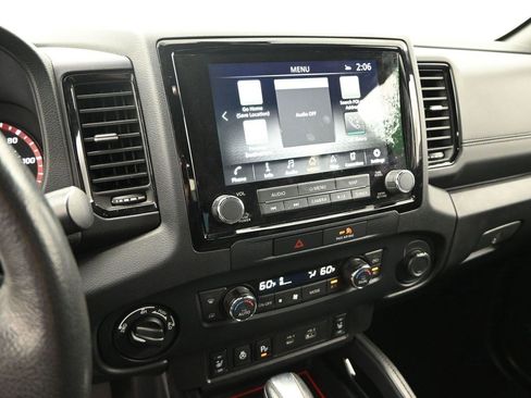 Used 2022 Nissan Frontier PRO-4X w/ Pro-4X Premium Package image 19