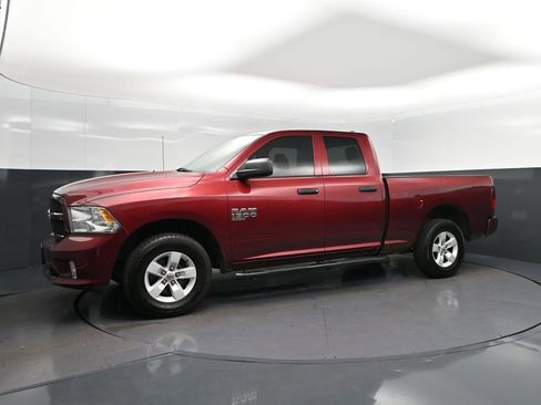 Used 2019 RAM 1500 Express AWD/4WD image 3