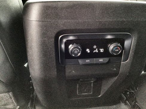 Used 2025 Chevrolet Tahoe LT image 22