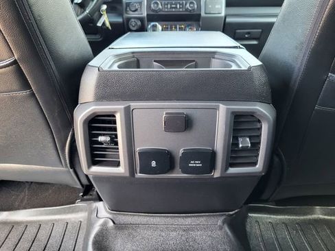 Used 2019 Ford F150 XLT w/ Equipment Group 302A Luxury AWD/4WD image 23