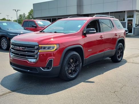 Used 2022 GMC Acadia AT4 w/ Technology Package AWD/4WD image 8