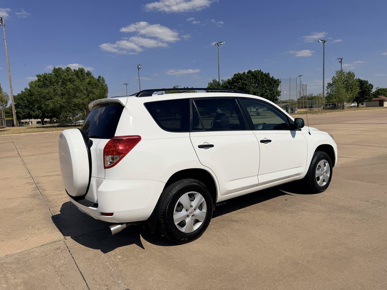 Used 2007 Toyota RAV4 2WD image 24