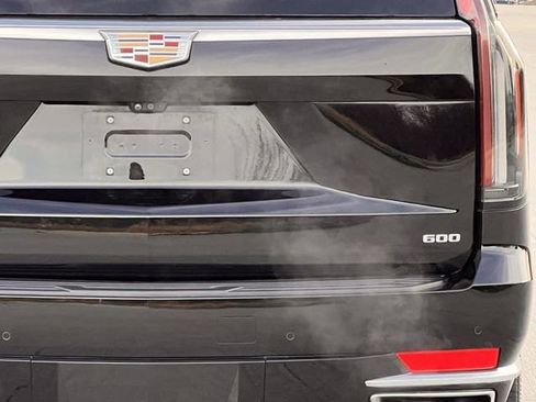 Certified 2023 Cadillac Escalade Premium Luxury w/ Performance Package image 7